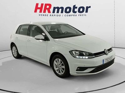 Käytetty VW Golf VII 116 HP (85 kW) 2019 Valkoinen Viistoperä