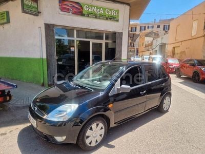 Negro Usado 2005 Ford Fiesta Trend Utilitario | 2990 € (Un poco caro)