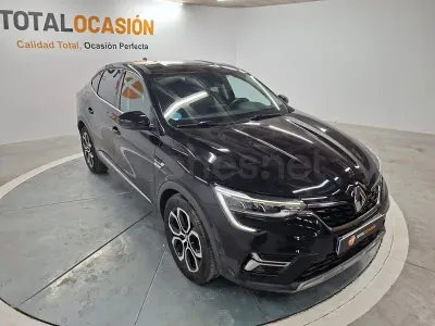Usado Renault Arkana Techno 140 CV (102 kW) 2022 Negro SUV