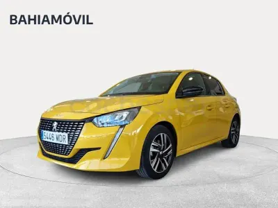 Usado Peugeot 208 Allure 100 CV (73 kW) 2023 Amarillo Utilitario