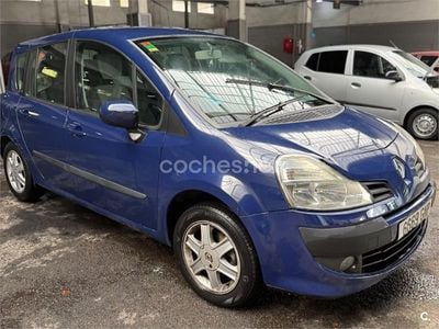 Azul Usado 2009 Renault Grand Modus Dynamique Monovolumen | 4000 €