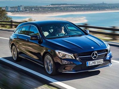 Usado Mercedes CLA200 Shooting Brake 136 CV (100 kW) 2017 Negro Familiar