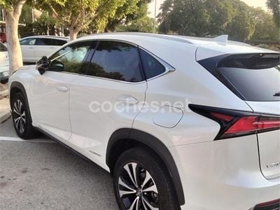 Lexus NX300h