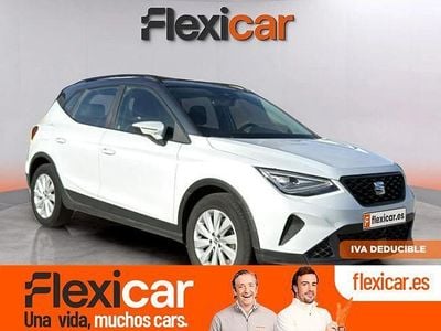 Usado Seat Arona Style 110 CV (80 kW) 2022 Blanco SUV