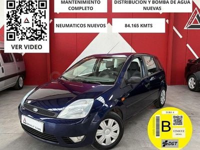 Usado Ford Fiesta Trend 80 CV (58 kW) 2002 Azul Utilitario