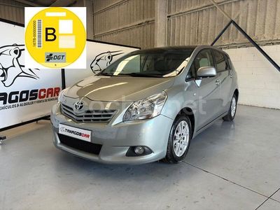 Gris / plata Usado 2010 Toyota Verso Active Monovolumen | 8750 € (Un poco caro)