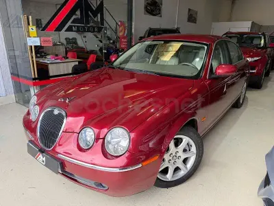 Usado Jaguar S-Type Executive 207 CV (152 kW) 2004 Granate Berlina