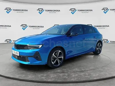 Usado Opel Astra 130 CV (95 kW) 2024 Azul Utilitario