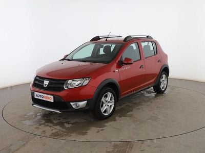 Rojo Usado 2016 Dacia Sandero Stepway Utilitario | 9299 € (Precio justo)