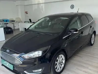 Usado Ford Focus Titanium 120 CV (88 kW) 2017 Negro Utilitario