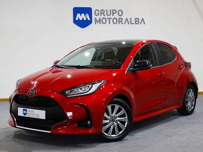 Usado Mazda 2 116 CV (85 kW) 2023 Rojo Utilitario