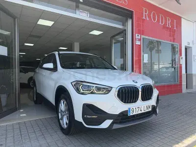 Usado BMW X1 150 CV (110 kW) 2021 Blanco SUV