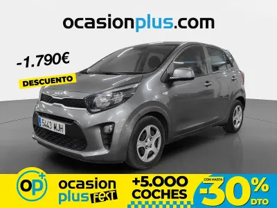 Usado Kia Picanto 67 CV (49 kW) 2023 Gris Utilitario
