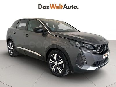 Usado Peugeot 3008 Allure 130 CV (95 kW) 2023 Gris / plata SUV