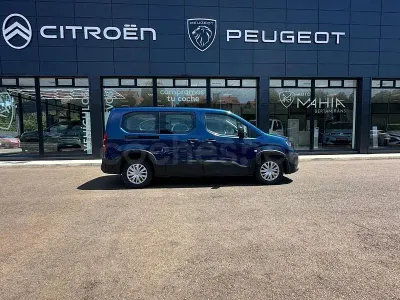 Usado Peugeot Rifter Active 130 CV (95 kW) 2021 Azul Monovolumen
