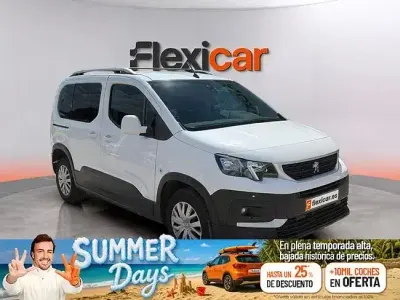 Usado Peugeot Rifter Active 100 CV (73 kW) 2020 Azul Monovolumen