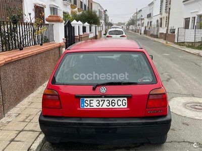 Usado VW Golf III 64 CV (47 kW) 1994 Rojo Berlina