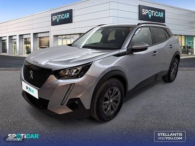 Usado Peugeot 2008 Style 110 CV (80 kW) 2021 Gris SUV