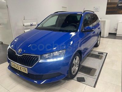 Usado Skoda Fabia 95 CV (69 kW) 2019 Azul Familiar