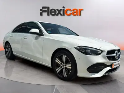 Usado Mercedes C220 200 CV (147 kW) 2023 Blanco Berlina