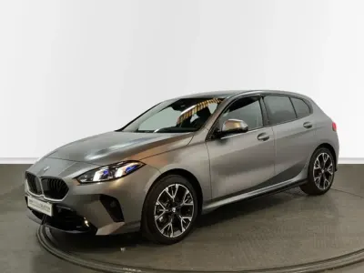 Usado BMW 120 Comfort Edition 190 CV (139 kW) 2025 Gris Utilitario