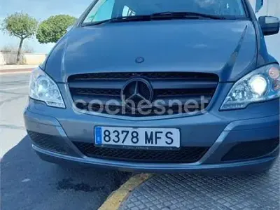 Usado Mercedes Viano 224 CV (164 kW) 2012 Gris / plata Monovolumen