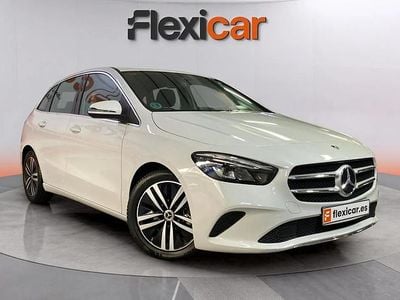 Usado Mercedes B180 116 CV (85 kW) 2021 Blanco Monovolumen
