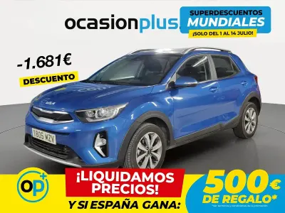 Usado Kia Stonic 100 CV (73 kW) 2025 Azul SUV