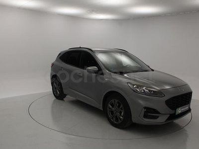 Usado Ford Kuga ST-Line X 190 CV (139 kW) 2022 Gris / plata SUV