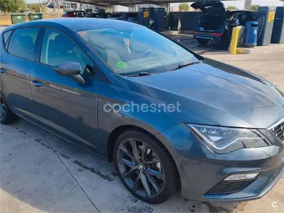 Usado Seat Leon FR 190 CV (139 kW) 2019 Gris / plata Berlina