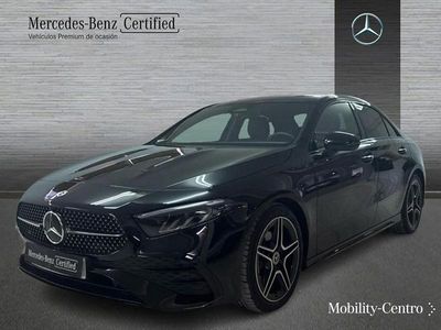 Usado Mercedes A180 AMG line 116 CV (85 kW) 2025 Negro cosmos Berlina