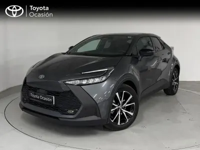Käytetty Toyota C-HR Advance 140 HP (102 kW) 2025 Harmaa Katumaasturi