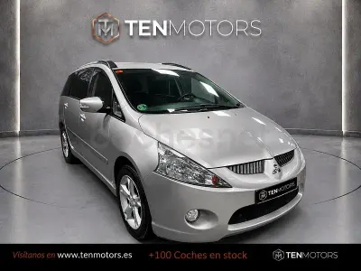 Usado Mitsubishi Grandis Intense 136 CV (100 kW) 2009 Gris / plata Monovolumen