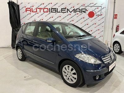 Azul Usado 2004 Mercedes A180 Classic Monovolumen | 3900 € (Precio justo)