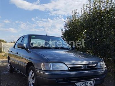 Gris / plata Usado 1992 Ford Orion Berlina | 1200 €