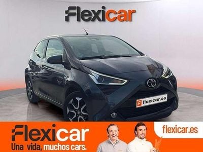 Gris Usado 2021 Toyota Aygo X-play Utilitario | 10.290 € (Buen precio)
