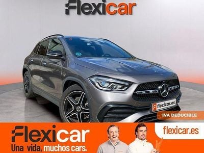 Gris / plata Usado 2021 Mercedes GLA200 SUV | 30.290 € (Un poco caro)