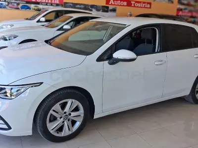 Usado VW Golf VIII 115 CV (84 kW) 2021 Blanco Berlina
