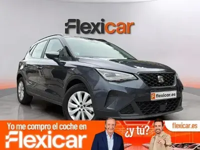 Usado Seat Arona Style 110 CV (80 kW) 2024 Gris SUV