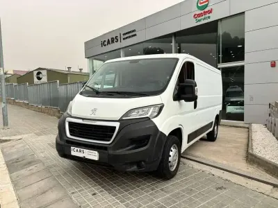 Usado Peugeot Boxer 109 CV (80 kW) 2018 Blanco Van