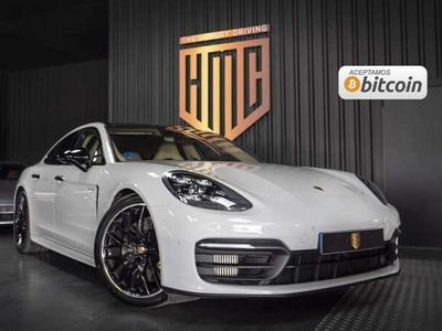 Porsche Panamera 4