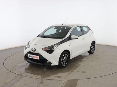 Blanco Usado 2019 Toyota Aygo X-play Utilitario | 13.599 € (Precio justo)