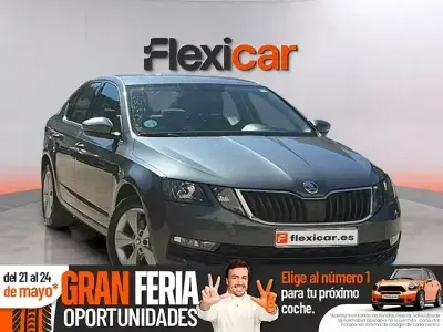 Käytetty Skoda Octavia 115 HP (84 kW) 2019 Harmaa
