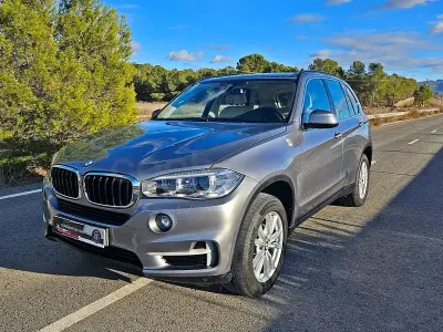 Usado BMW X5 Comfort Edition 218 CV (160 kW) 2014 Gris / plata SUV