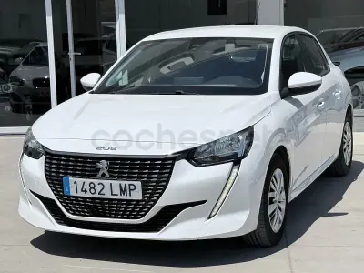 Usado Peugeot 208 Active 100 CV (73 kW) 2021 Blanco Utilitario