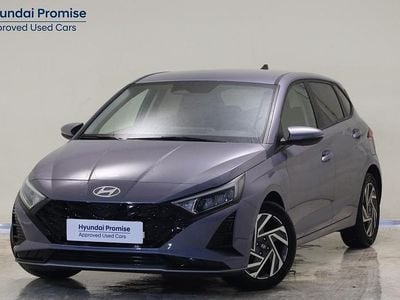 Begagnad Hyundai i20 100 HK (73 kW) 2025 Blå Halvkombi