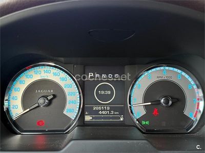 Usado Jaguar XF Luxury 238 CV (175 kW) 2010 Negro Berlina