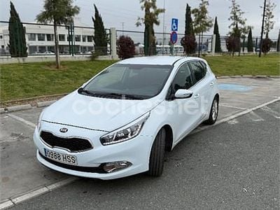 Blanco Usado 2013 Kia Ceed Utilitario | 4500 € (Buen precio)