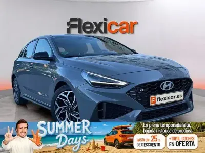 Usado Hyundai i30 N Line 100 CV (73 kW) 2024 Gris Berlina