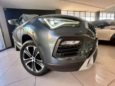 Usado Seat Ateca Style 150 CV (110 kW) 2021 Gris / plata SUV